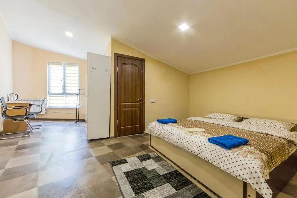 Aparthotel Комфортный Номер В Уютном Апарт-Отеле Ukraine