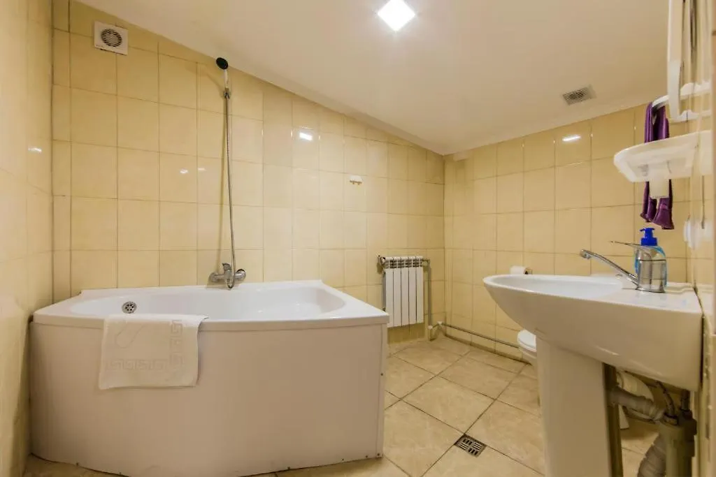 Комфортный Номер В Уютном Апарт-Отеле 0*, Kyiv Ukraine